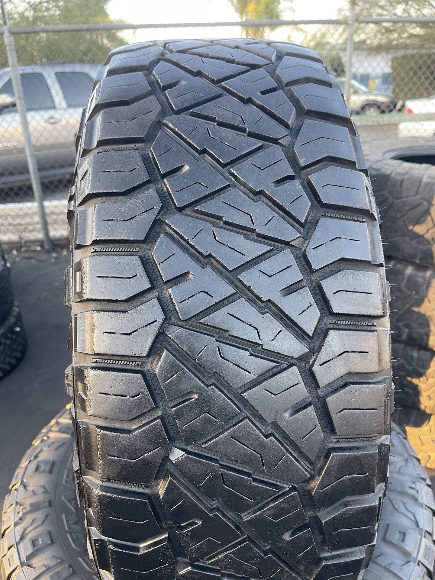 35x12.50r18 (4) Nitto Ridge Grappler