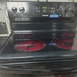 Frigidaire Electric Stove Available Now $250