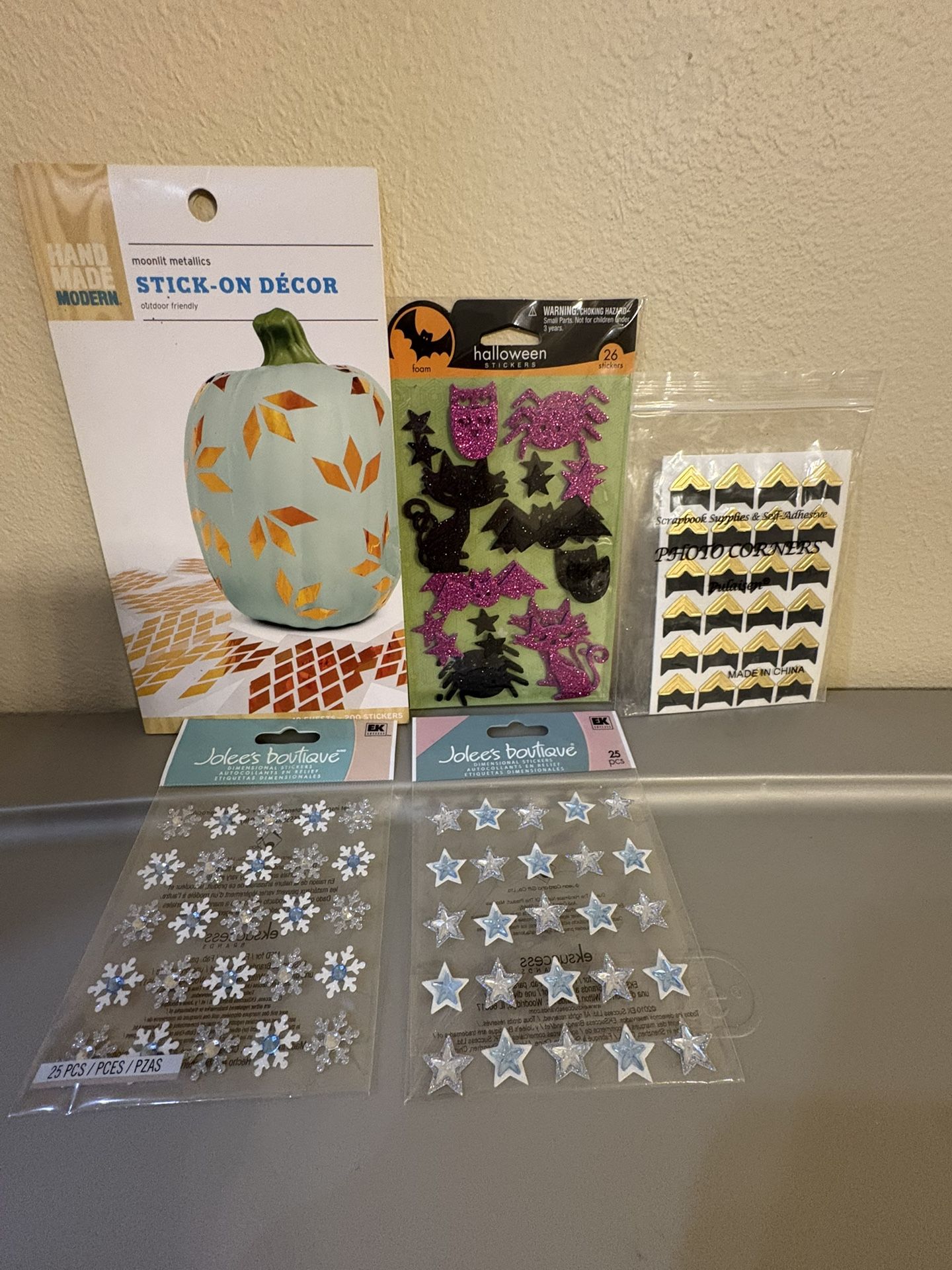 Set Of 5 Stickers (2 Halloween, 1 Snowflake, 1 Star, & 1 Photo Corners)