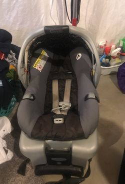 Graco baby car slight used
