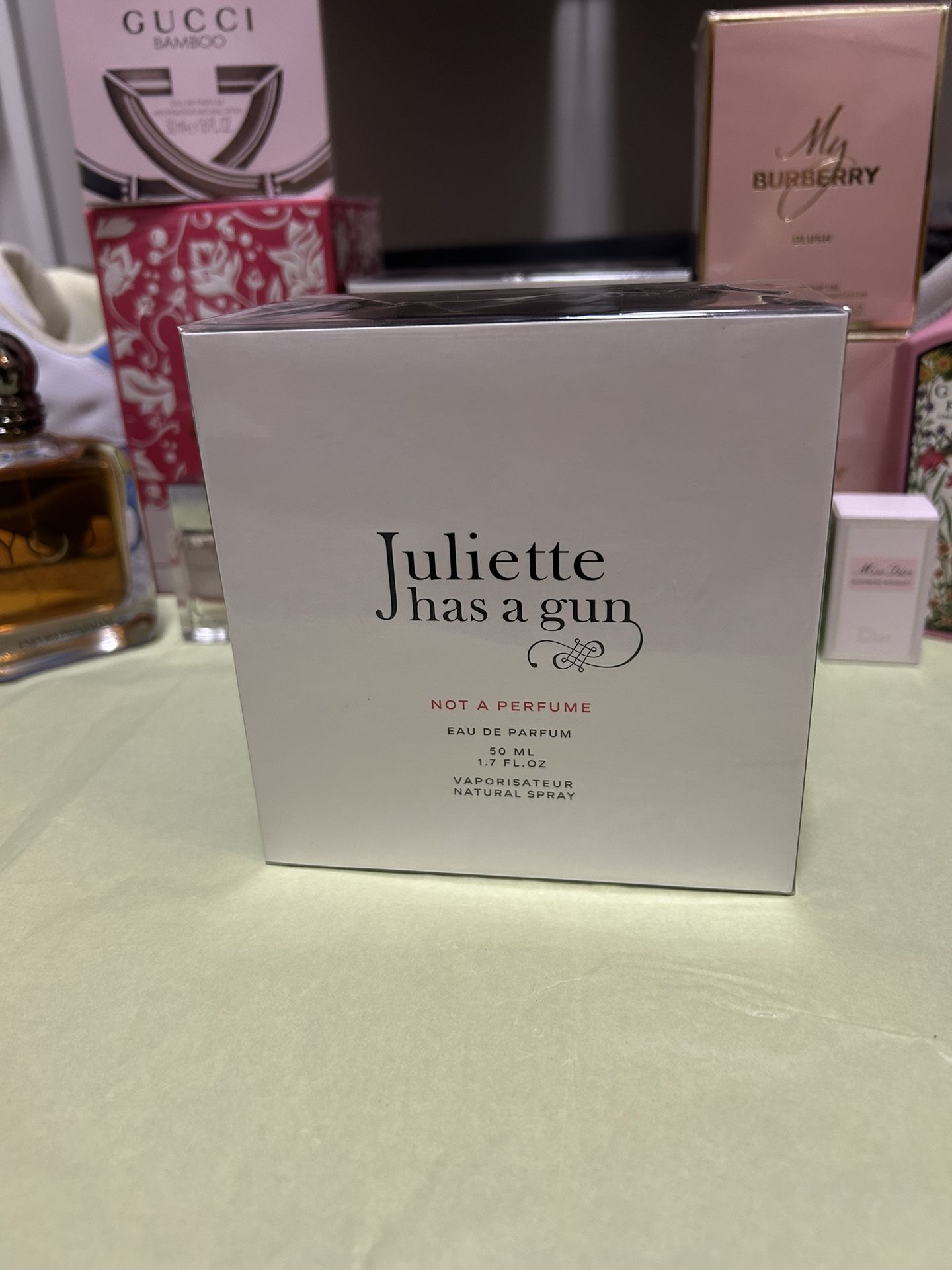 Juliette has a gun not a perfume 1.7 OZ/50ML (Brand New In Sealed Box) 100% Authentic, & Available Now Below Retail👍