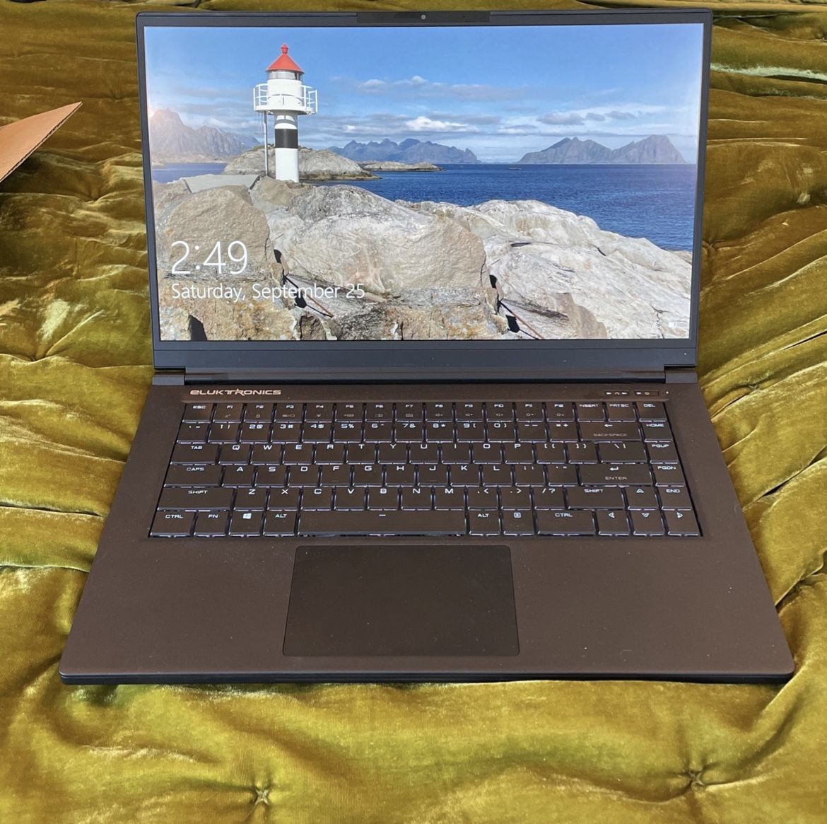 Eluktronics MAG-15 Slim & Ultra Light NVIDIA GeForce GTX 1660Ti Gaming Laptop with Mechanical RGB Keyboard - Intel i7-9750H CPU 6GB GDDR6 VR Ready GPU