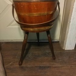 Furkin Stand/Sewing Storage 