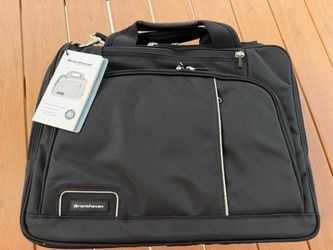 New High-End Business Laptop Cabin Bag 17”W*4”L*13”H - Quality w Lifetime Warranty. Priced for Fast Sale!