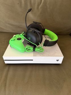 Xbox one S (slim)