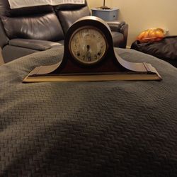 Mechanical Mantel Clock with gong