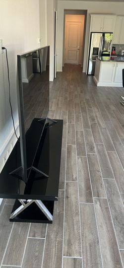 Tv with console