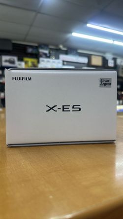 Brand New Fujifilm X-E5 Camera Silver Body Only