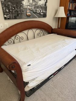 Free Trundle bed