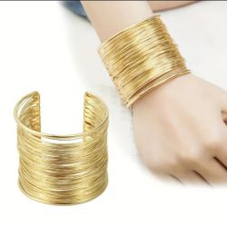 Punks Heavy Metal Bangle 