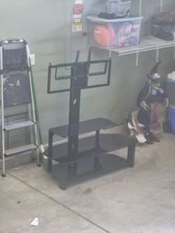 smoke class 3 shelf for TV and other components