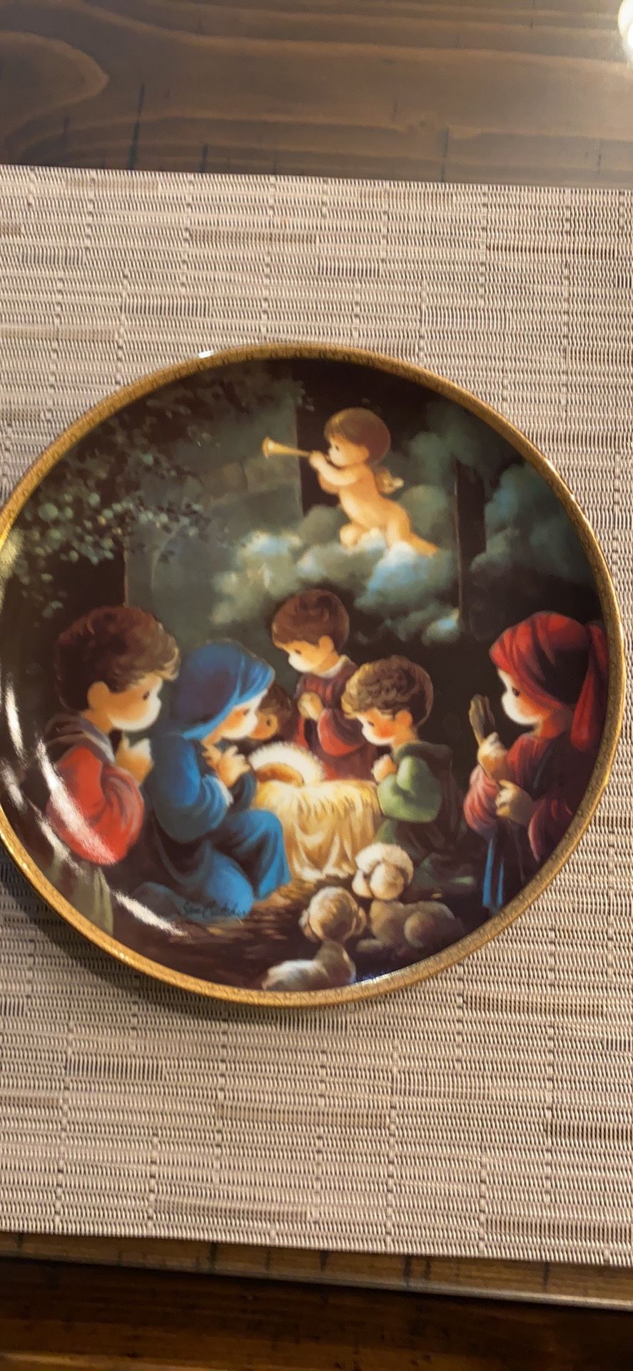 Precious moments collection plate