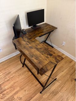 Computer Desk