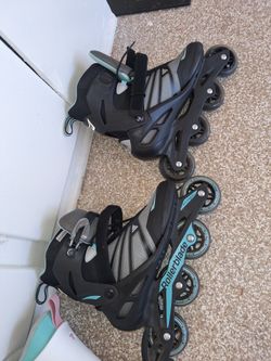 Size 8/10 Roller Blades 