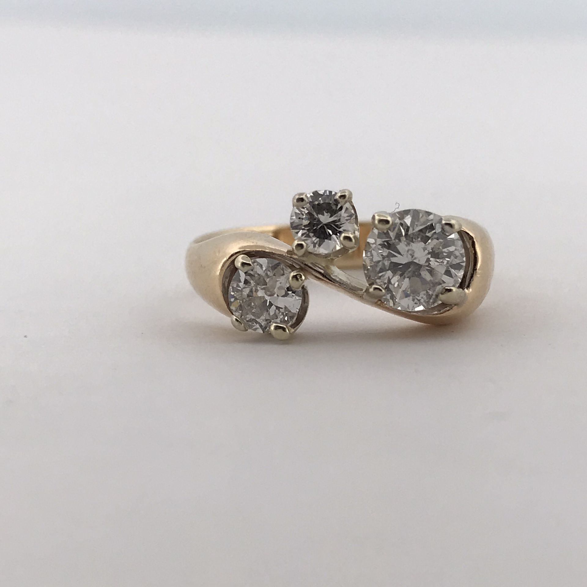 14k yellow gold 1.40ct diamond ring size 6.25