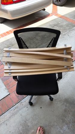(2) Full size wood slats ikea - IKEA LUROY