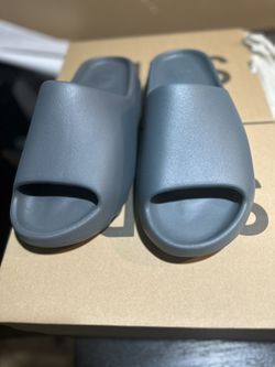 Adidas Yeezy Slides