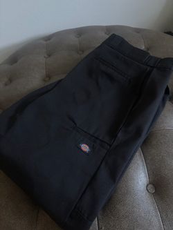 Black dickies loose fit