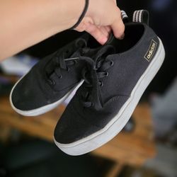 Adidas Skate Shoes Size 7 Womens
