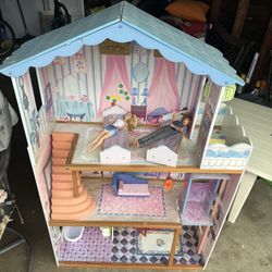 Barbie House