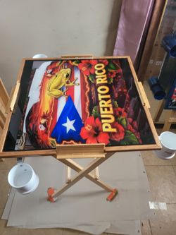 Dominoes Table,  Mesa Para Juego De Dominoes