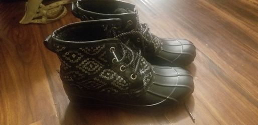 Justice brand boots, size 2