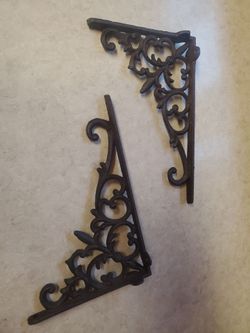 Cast Iron Shelf Brackets