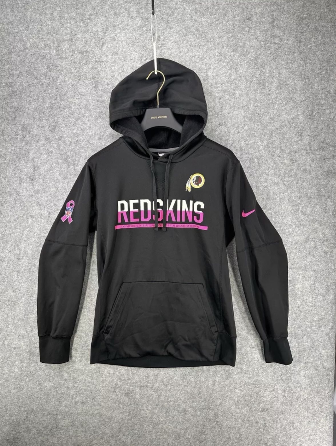 Nike Therma-Fit Men’s Small Washington Redskins Pullover Hoodie Black - Pink NFL
