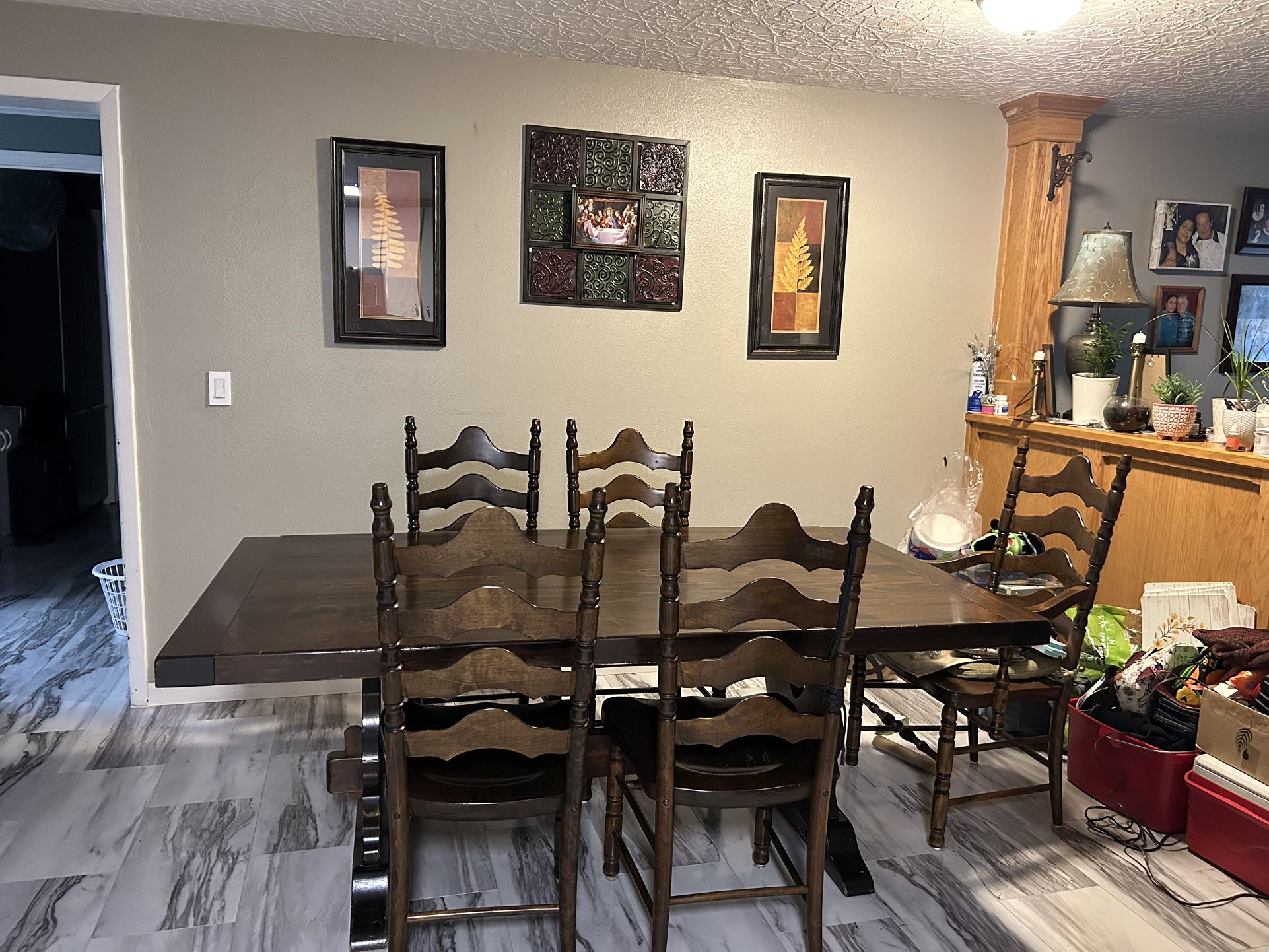 Antique Dining Table & 5 Chair 