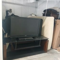 FREE Storage Unit