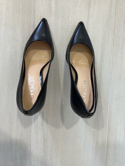 Used Once Coach Samantha pointed toe pumps black size 5