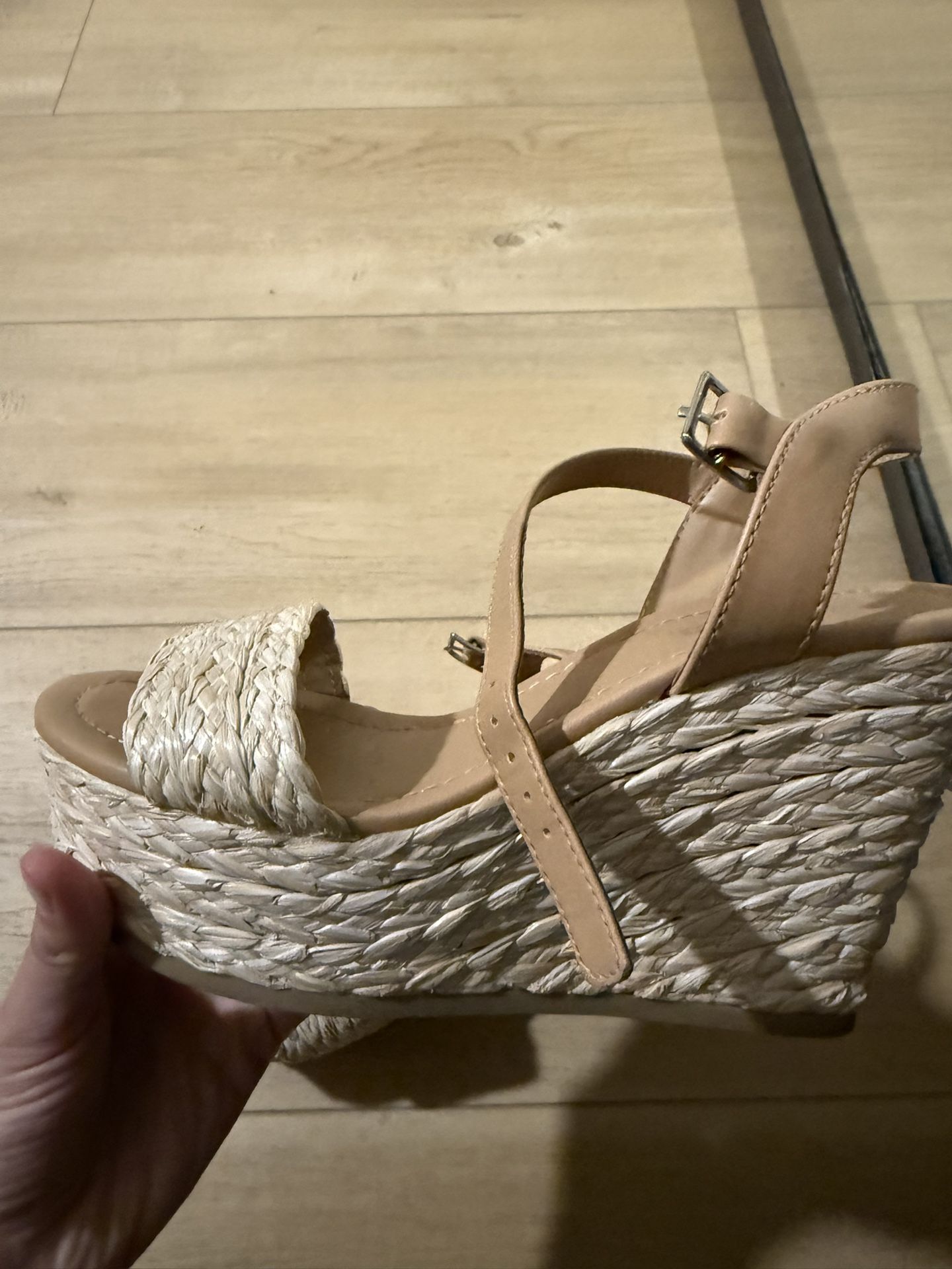 SODA-Woven wedge Heel