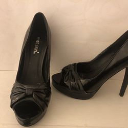 Wet Seal size 6 Black High Heels