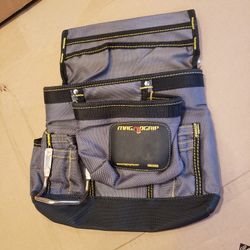 Magnogrip Tool Pouch for belt, magnetic pad, grey