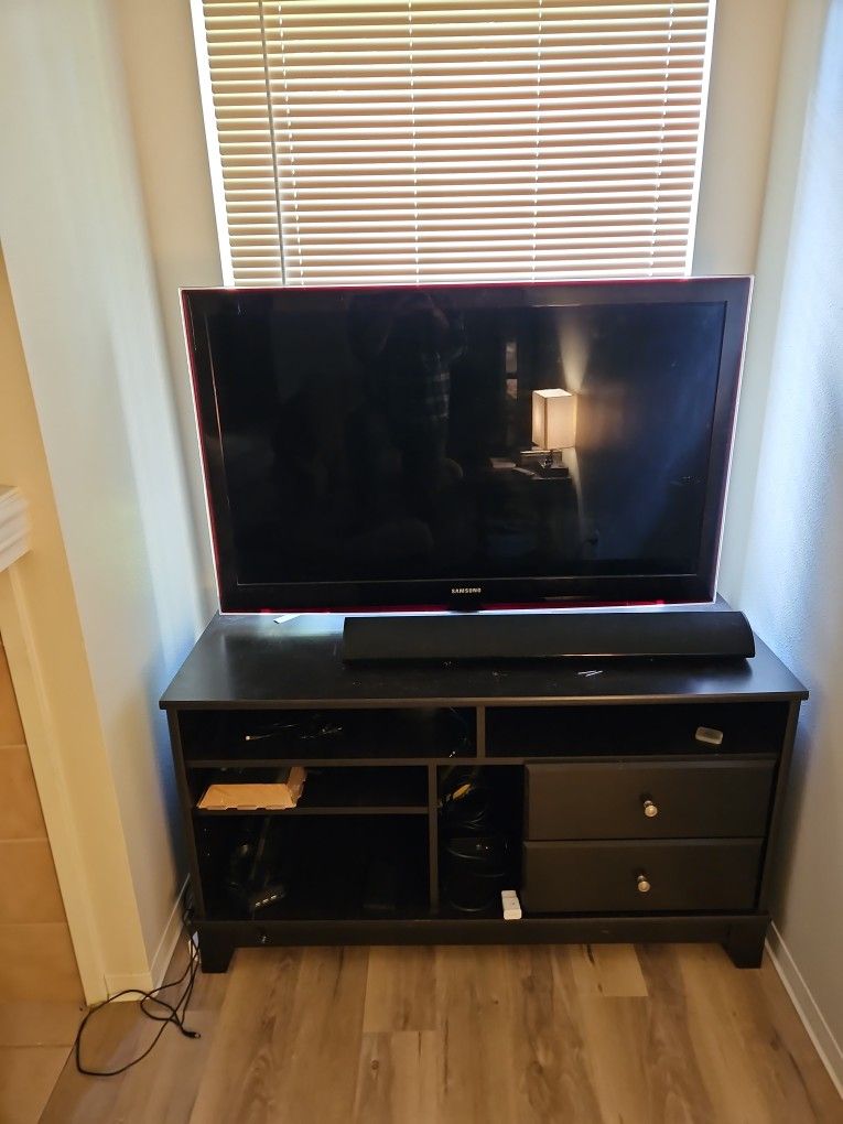 Samsung 46 Inch HD TV