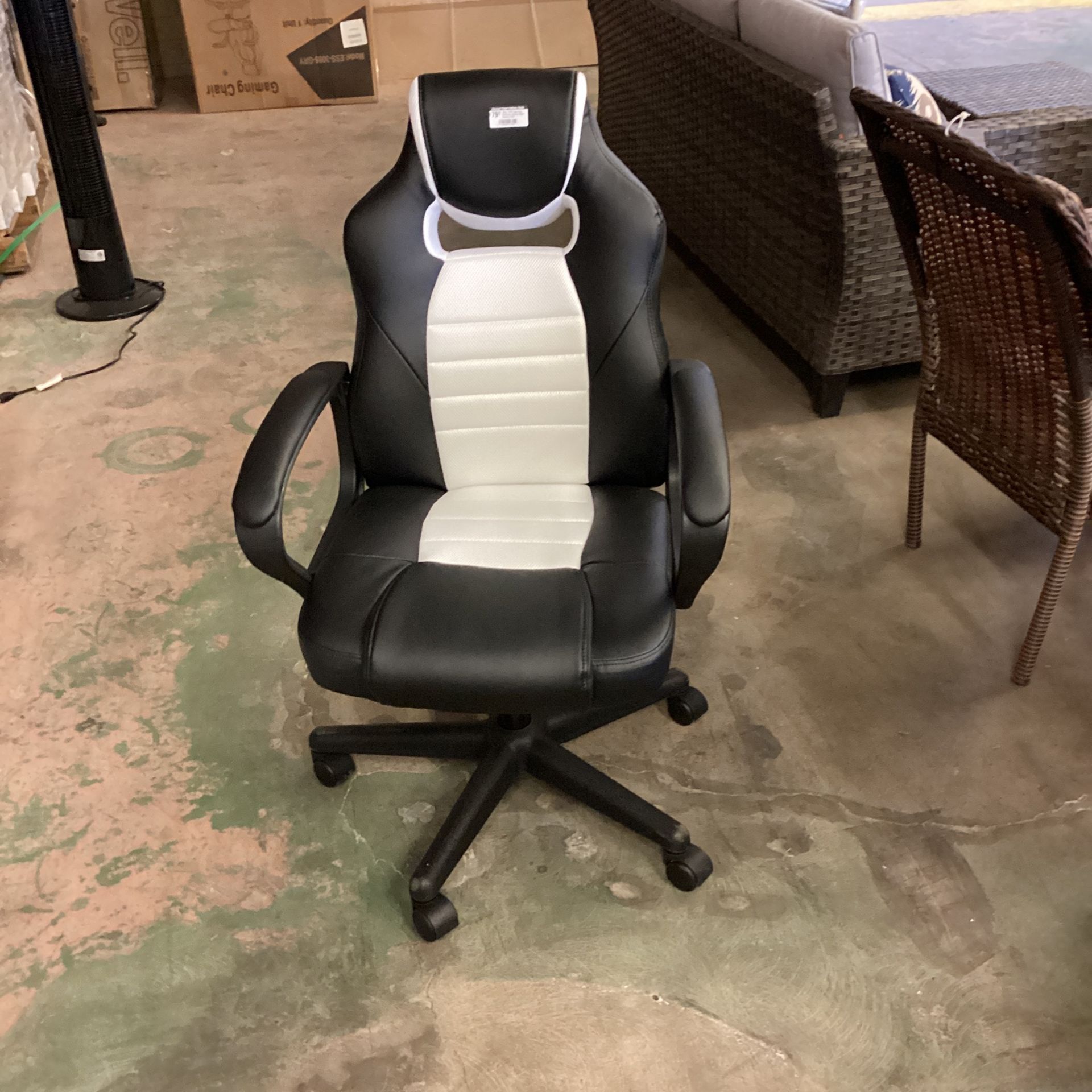 (New) OFM Essentials Collection Racing Style Gaming Chair, in White (ESS-3083-WHT)