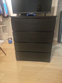 IKEA 4 drawer dresser