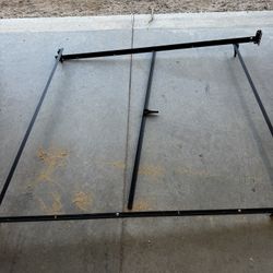 Metal Farm For A Queen Bed