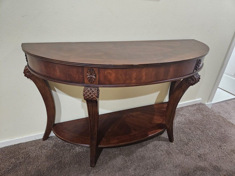 Entry Way / Console Table