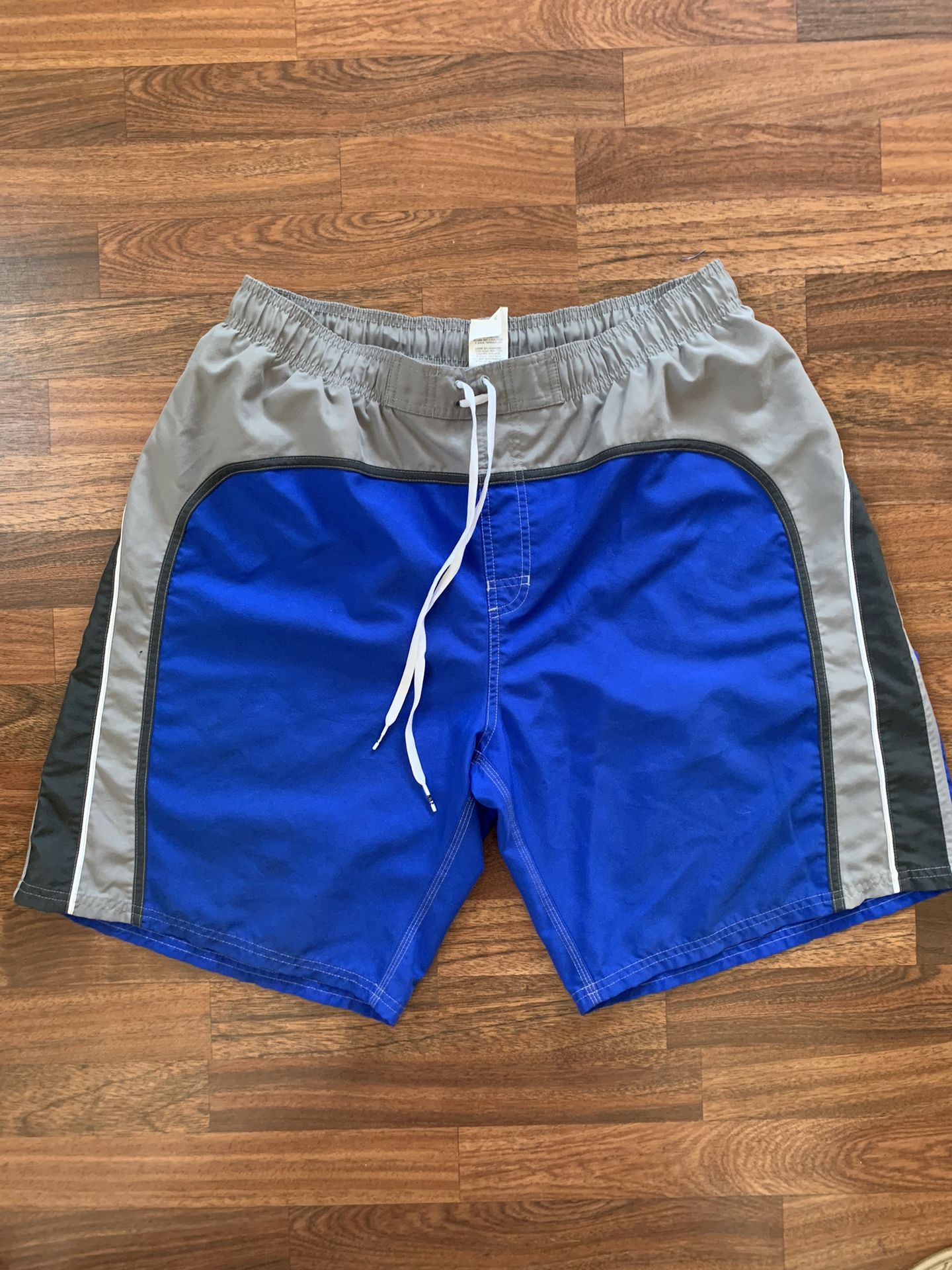 Nike Blue Gray And Black Men's Size XL Swim Trunks