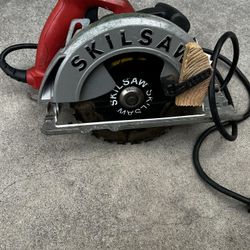SKILSAW 15-Amp 7-1/4" Sidewinder Circular Saw - Great Condition