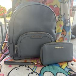 Micheal Kors Backpack And Wallet 