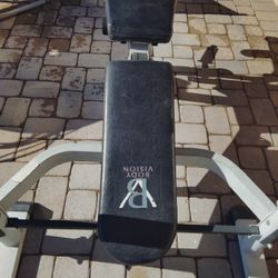 Weight Bench 