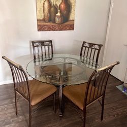 Dining Room Table 