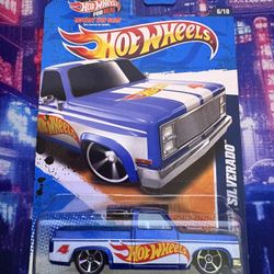 Hot Wheels 2011 HW Racing ‘83 Chevy Silverado Blue