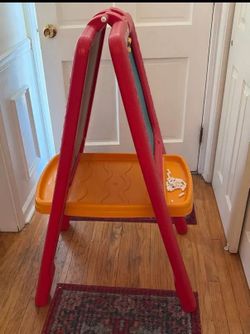 Children’s Step 2 Art Easel