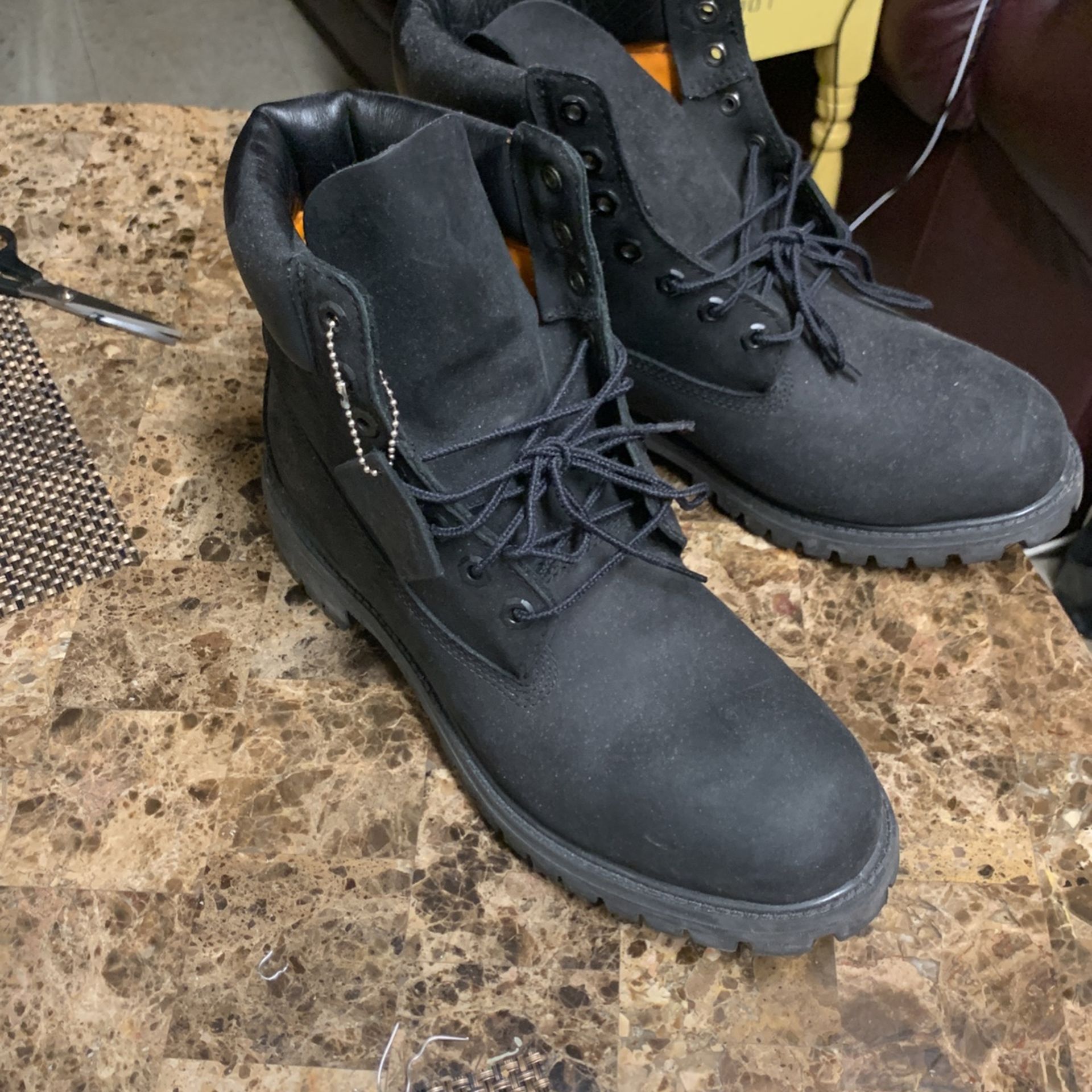 Timberland Black 10/5