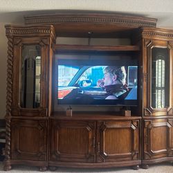 Wall unit