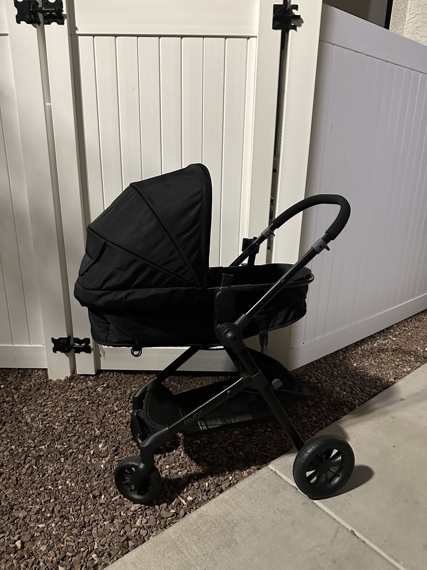 Evenflo Pivot Stroller