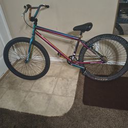 Selling my bmx bike willing to go down